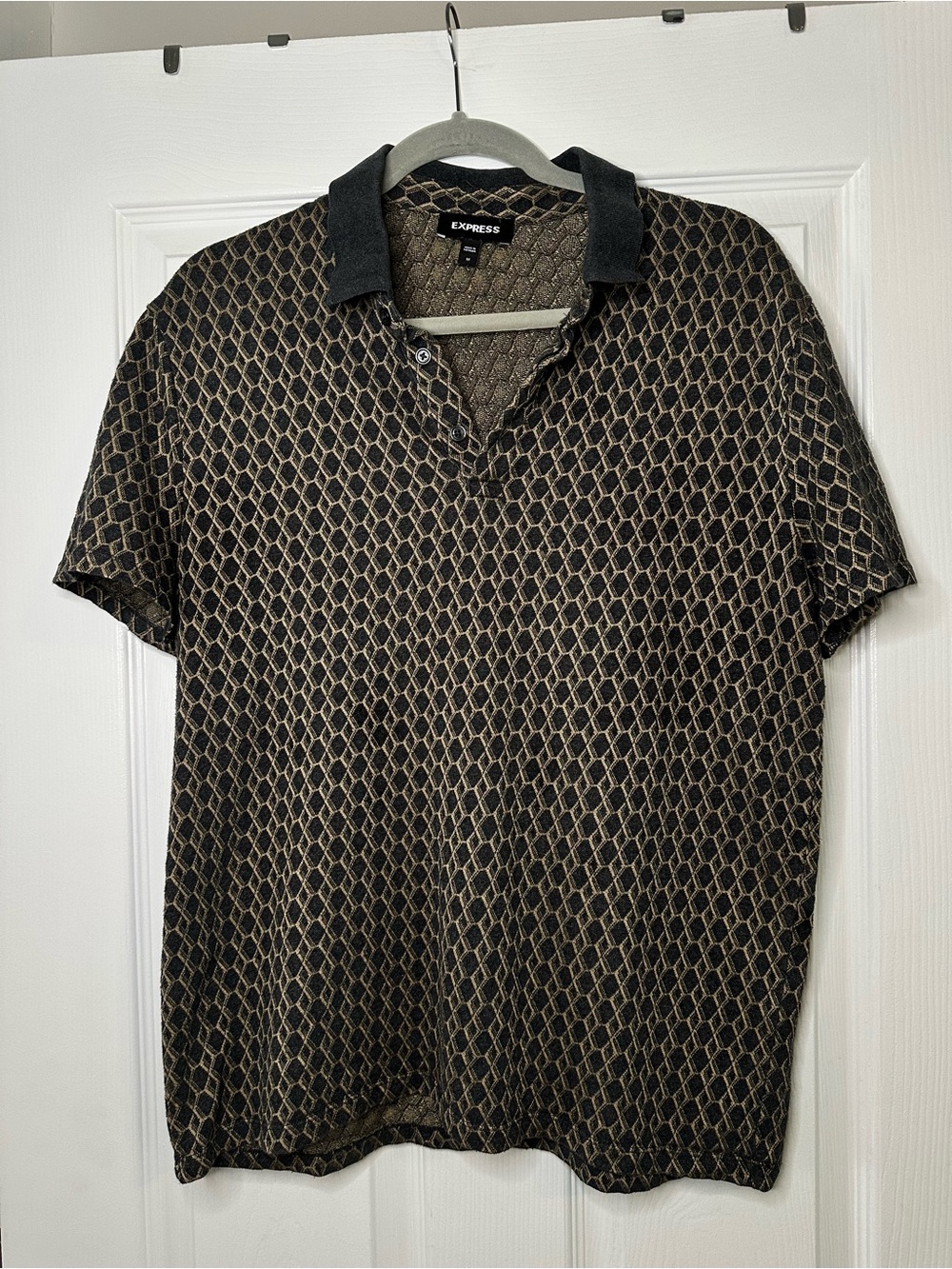 Express Black Tan Geometric Polo Shirt Men’s Medium
